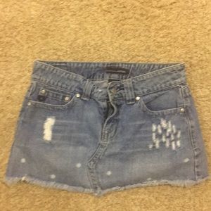 WOMENS SIZE 7 REFUGE DENIM SKIRT